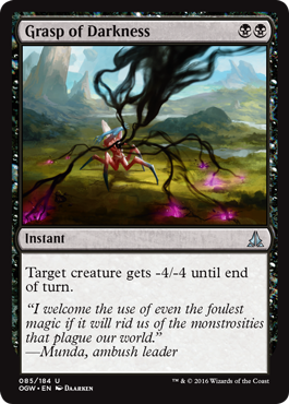 Grasp of Darkness (Oath of the Gatewatch) Near Mint